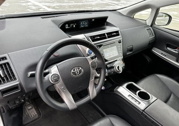 Toyota Prius+ cena 119000 przebieg: 97000, rok produkcji 2019 z Łobez małe 781